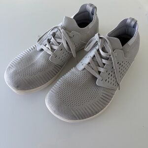 Whitin Barefoot Running minimalist
Men's Grey Shoes size 12 wide zero drop